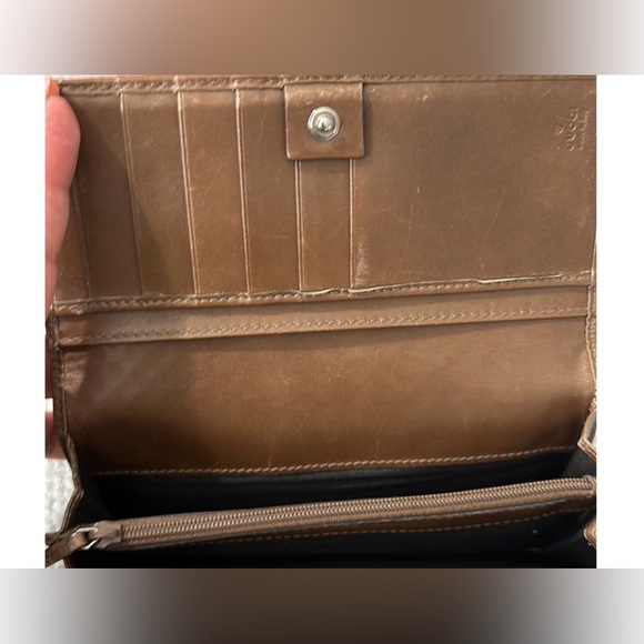 🔥🔥GUCCI Authentic Vintage Large Leather Wallet - Picture 7 of 11
